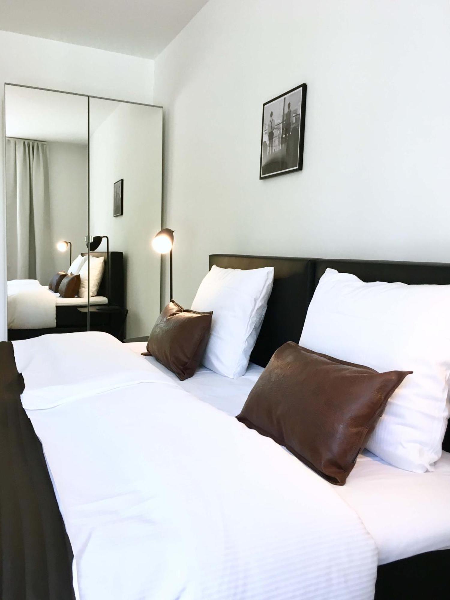 Viadukt Homestay Цюрих Екстериор снимка