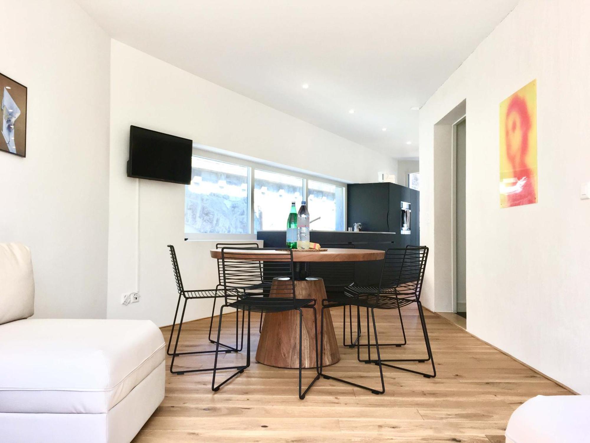Viadukt Homestay Цюрих Екстериор снимка